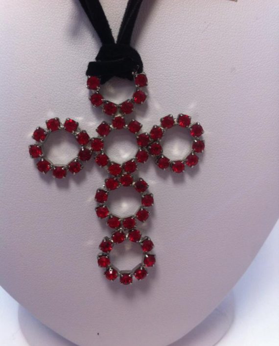 Collana con Nastro Nero con Pendente Croce in Strass Rossi 1 karismashop