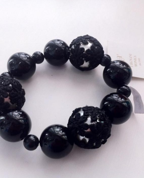 Bracciale in Resina Nero e Cristallo Nero con Decoro 1 karismashop