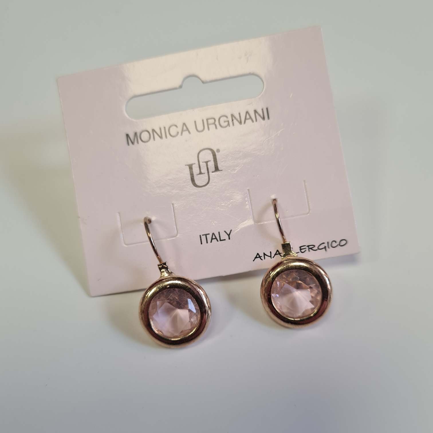 Orecchini a Monachella Chiusa Finitura Dorata Punto Luce Rosa karismashop